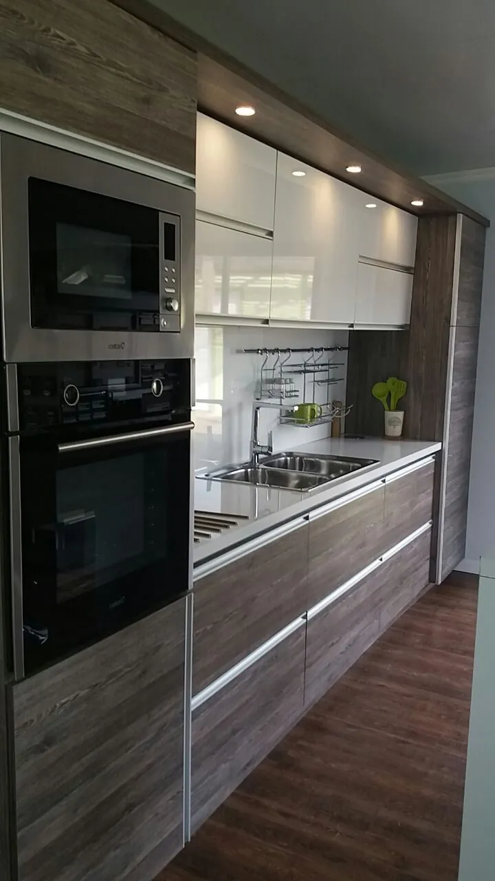 Proyecto residencial a medida en Uruguay — Trabajo de archivo con foco en terminaciones